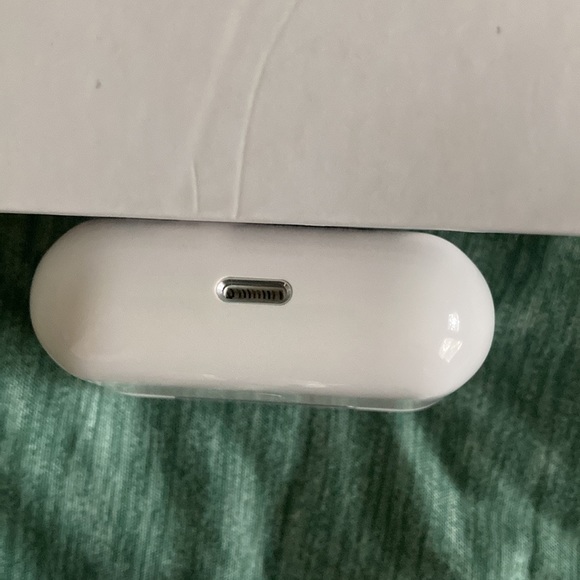 AirPods Pro- Make an Offer! - Picture 13 of 16